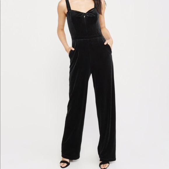 Abercrombie & Fitch Velvet Tie Front Jumpsuit - Picture 1 of 7